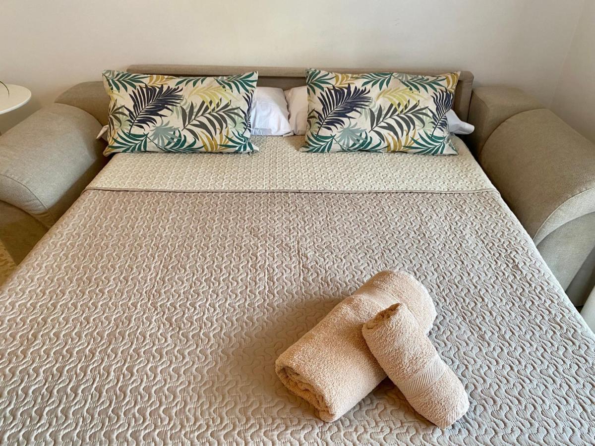 Studio With Access To The Garden. Open Pool. Beach Very Close. Wifi & Netflix Free Apartment Беналмадена Екстериор снимка